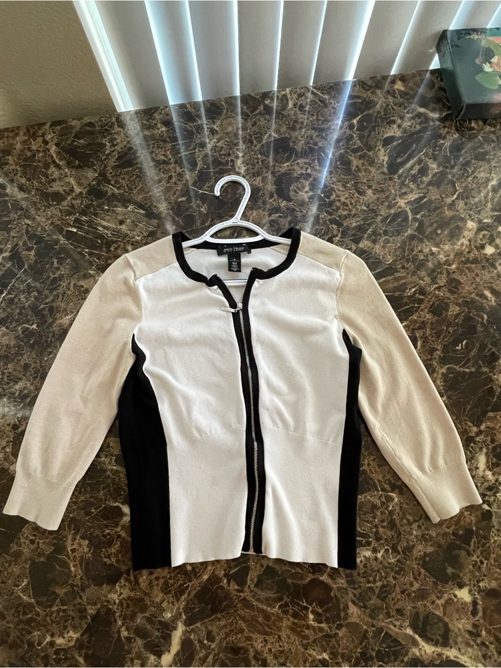 White House Black Market Black and White Zip-Front Contrast Cardigan